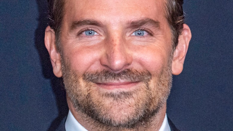 Bradley Cooper devient très franc sur son histoire avec la toxicomanie