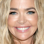 Denise Richards sort contre les critiques de sa fille Sami rejoignant OnlyFans