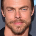 Derek Hough a des nouvelles passionnantes sur sa relation