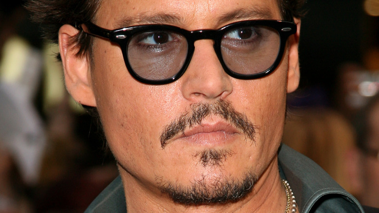 La carrière de Johnny Depp fait face à de sombres prévisions de la part de sources de l’industrie malgré la victoire juridique