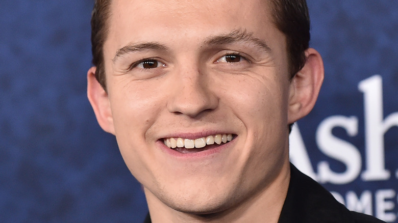 La vraie raison pour laquelle Tom Holland s’est fait virer d’un bar