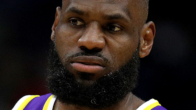 LeBron James semble ombrager le bavardage qu’il a triché avec Drew Sidora de RHOA