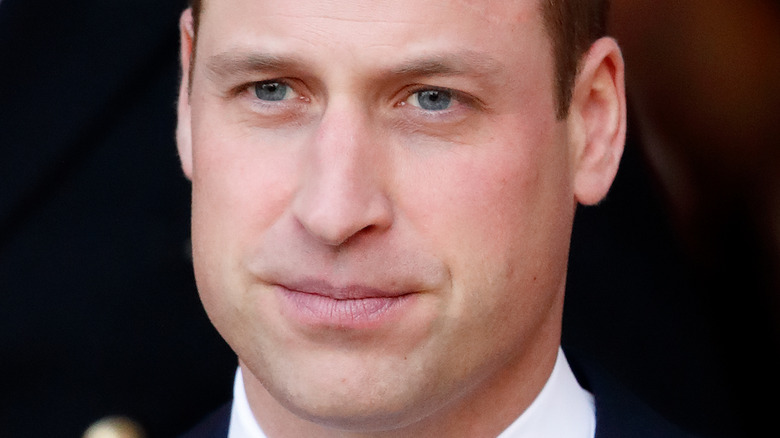 Prince William souriant