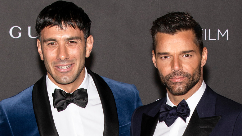 Jwan Yosef et Ricky Martin posent