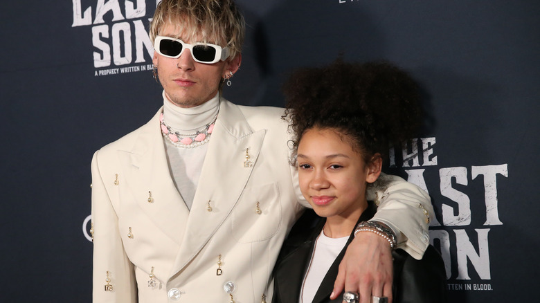 Colson Baker et sa fille Casie Colson Baker assistent à la première de "The Last Son" à New York