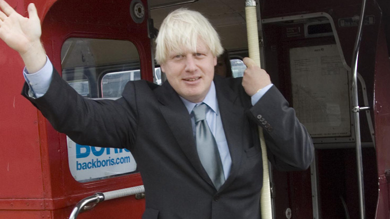 Boris Johnson dans un bus 