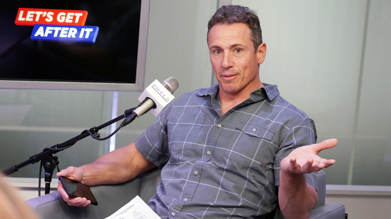 Chris Cuomo anime une conversation bipartite aux studios SiriusXM en 2019