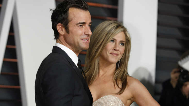 Jennifer Aniston et Justin Theroux posent