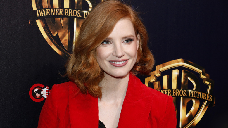 Jessica Chastain, souriante