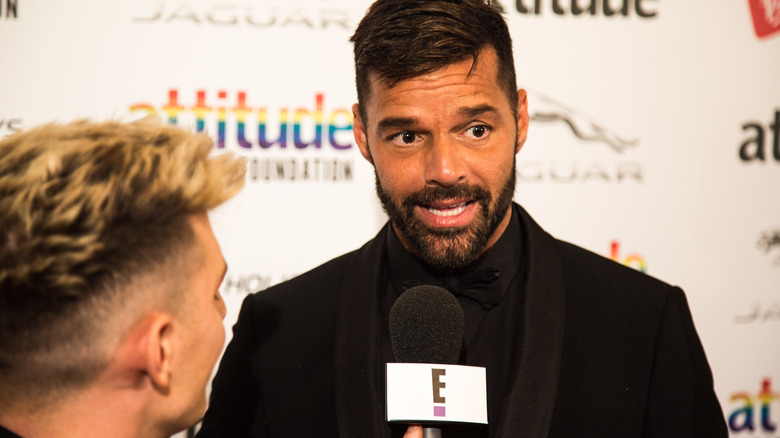 Interview de Ricky Martin sur le tapis rouge 