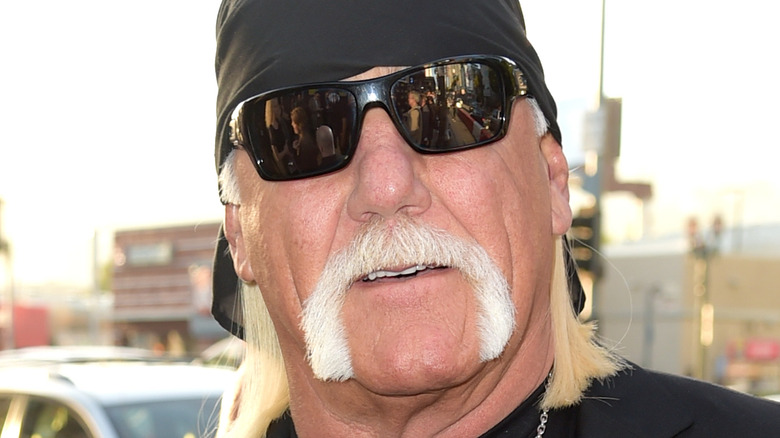 Hulk Hogan sur tapis rouge