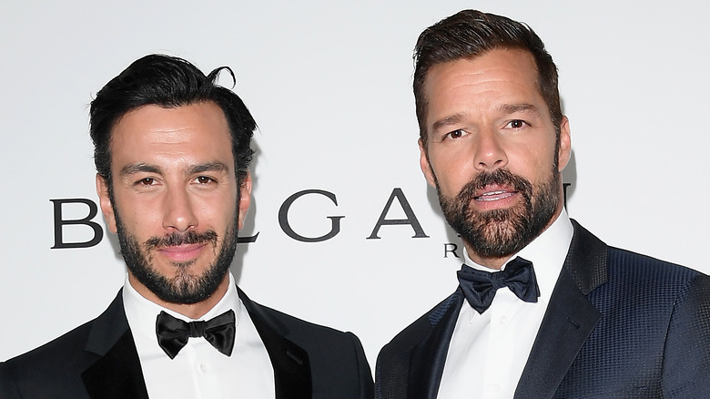 Jwan Yosef et Ricky Martin posent