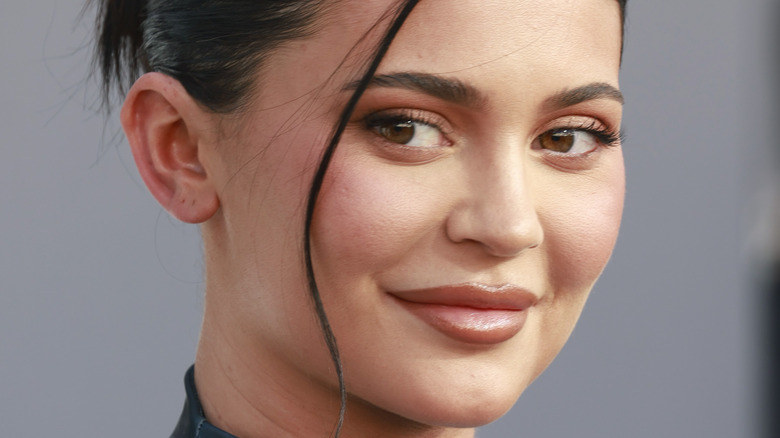 Kylie Jenner s’en prend aux affirmations d’un TikToker concernant sa famille