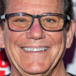 La star des Happy Days Anson Williams jette son chapeau dans la politique