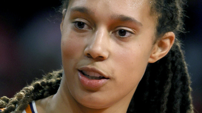 Le témoignage de Brittney Griner révèle des détails plus effrayants sur la détention en Russie