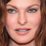 Linda Evangelista obtient enfin une conclusion dans son drame CoolScultping