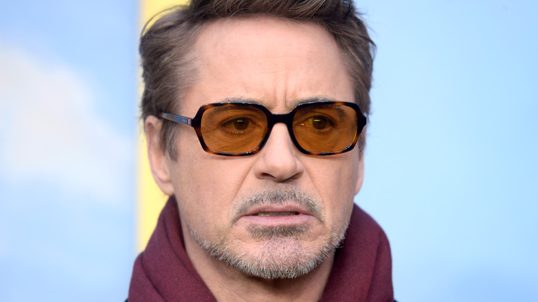 Robert Downey Jr souriant