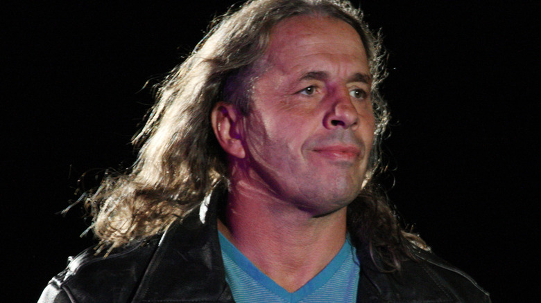 Bret Hart debout 