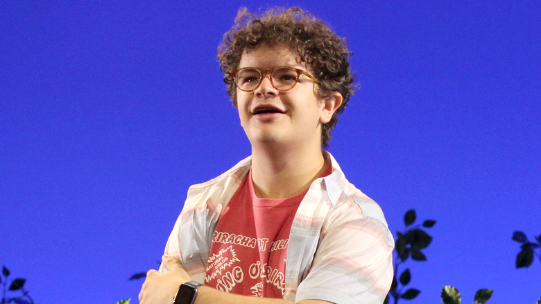 Gaten Matarazzo dans "Cher Evan Hanson".