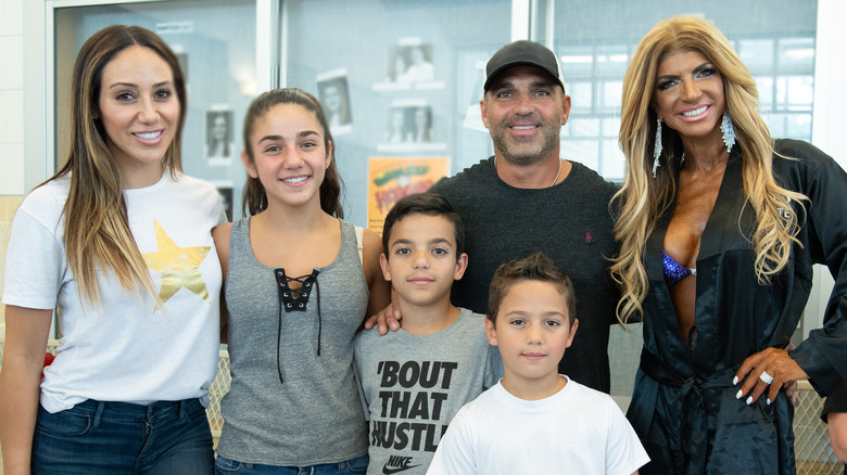 Melissa et Joe Gorga avec leurs enfants et Teresa Giudice