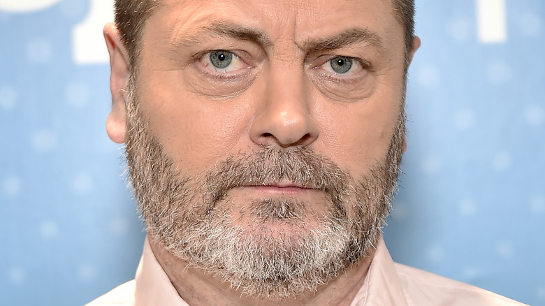 Nick Offerman posant à l'événement