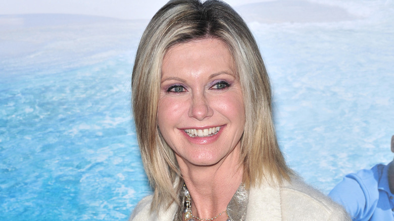 Olivia Newton-John souriante