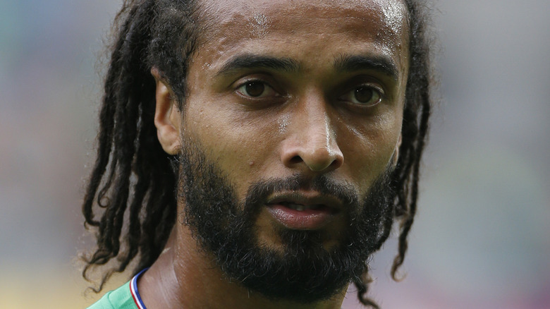 Benoit Assou-Ekotto en maillot vert