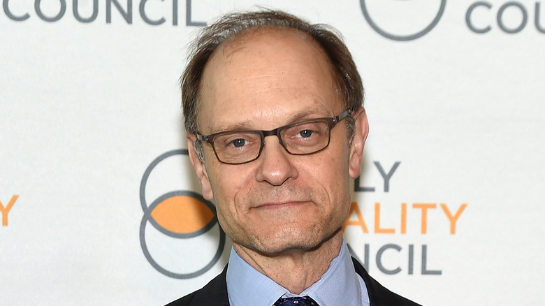 David Hyde Pierce posant