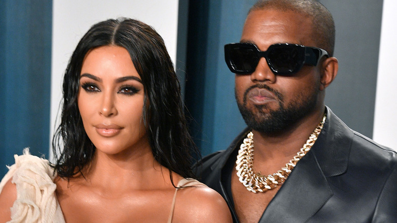 Kim Kardashian et Kanye West posent