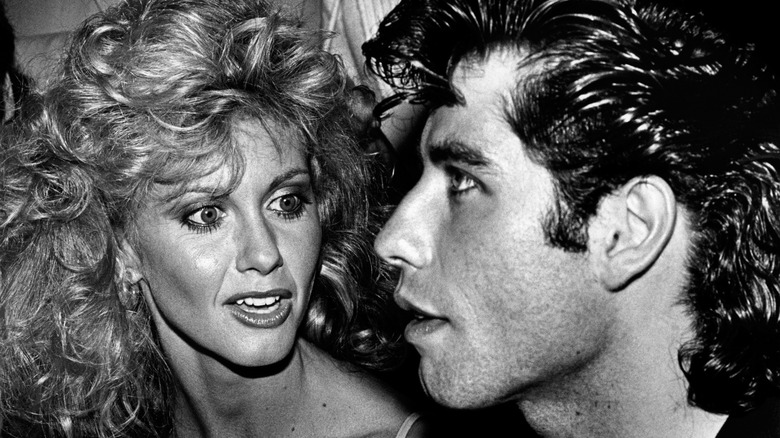 Les jeunes Olivia Newton-John et John Travolta