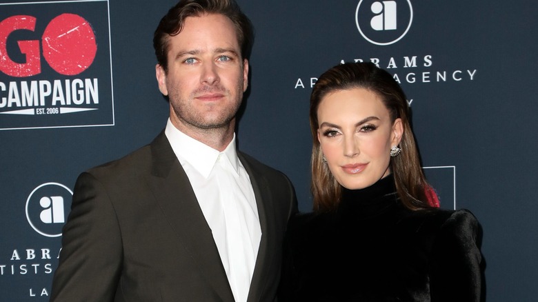 Armie Hammer, Elizabeth Chambers posant