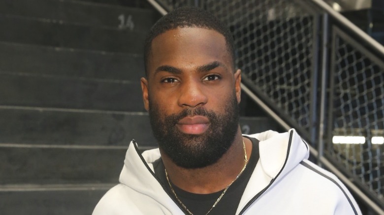 DeMarco Murray regarde la caméra