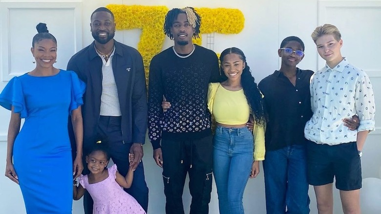 Gabrielle Union et Dwyane Wade avec des enfants