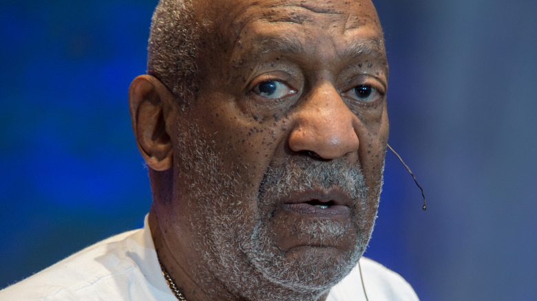 Bill Cosby a l'air choqué