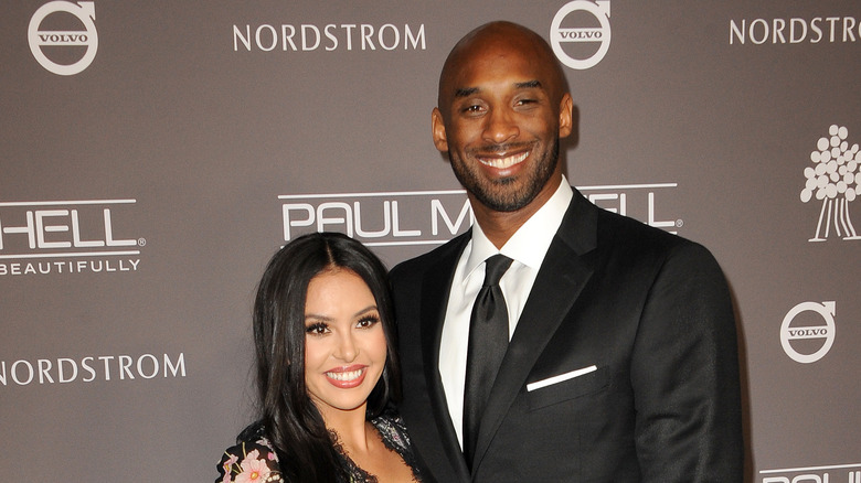 Vanessa Bryant et Kobe Bryant sur le tapis rouge