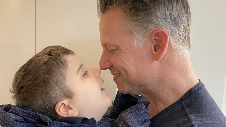 Richard Engel avec son défunt fils Henry