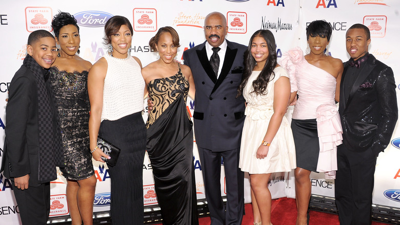 Steve et Marjorie Harvey avec leurs enfants