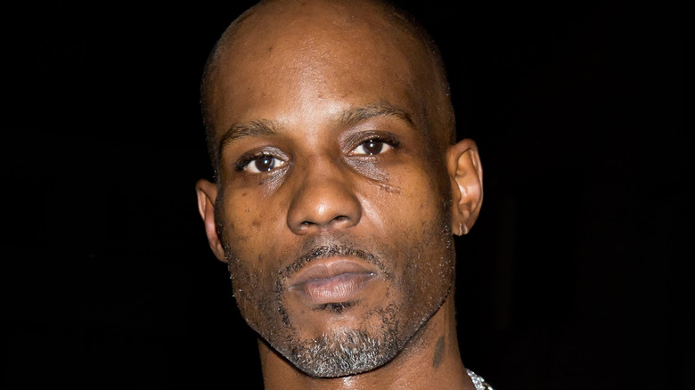 DMX regarde sévèrement l'événement