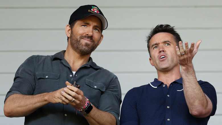 Ryan Reynolds et Rob McElhenney ensemble