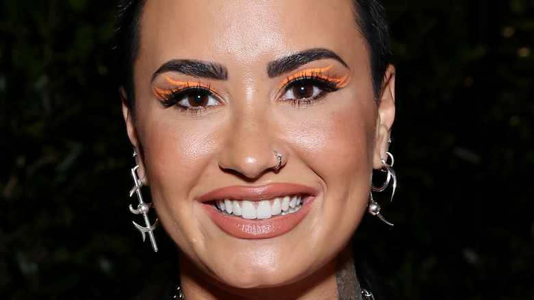 Demi Lovato allègue un traitement dérangeant de la part de l’ancienne direction