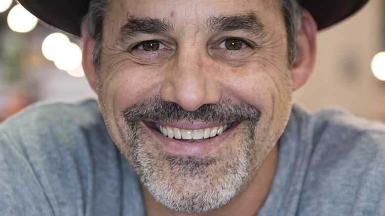 La peur de la santé qui a laissé la star de Buffy Nicholas Brendon hospitalisée