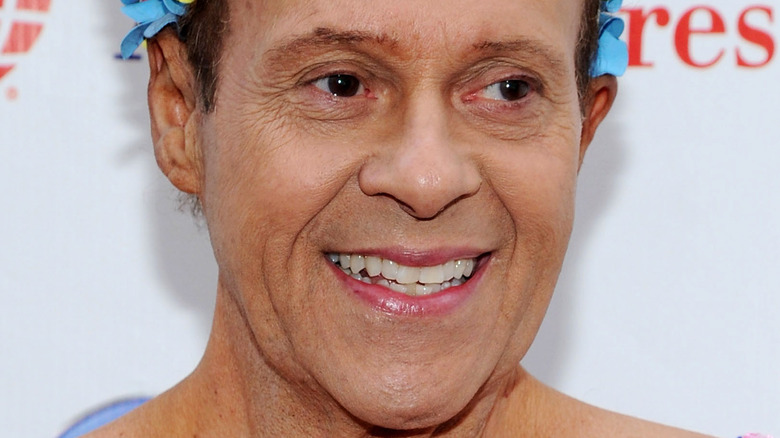 La raison pour laquelle Richard Simmons a disparu des projecteurs devient plus claire