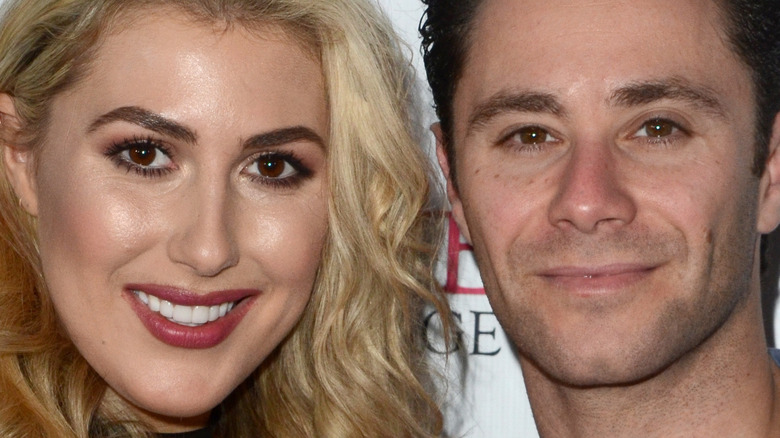 Les pros de DWTS Sasha Farber et Emma Slater ont une mise à jour déchirante sur leur mariage