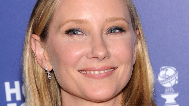 Peter Thomas Roth confirme apparemment sa romance passée avec Anne Heche dans un doux hommage