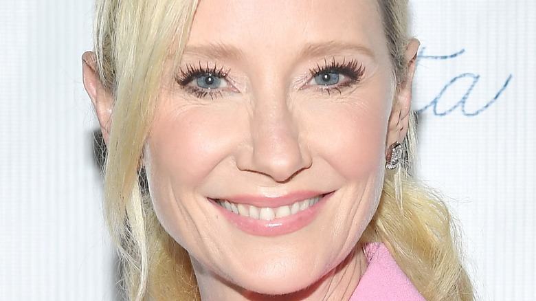 Un nouveau rapport sur l’état d’Anne Heche au moment de son accident a été révélé