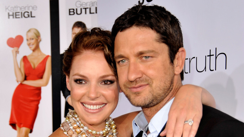 Katherine Heigl et Gerard Butler, posant