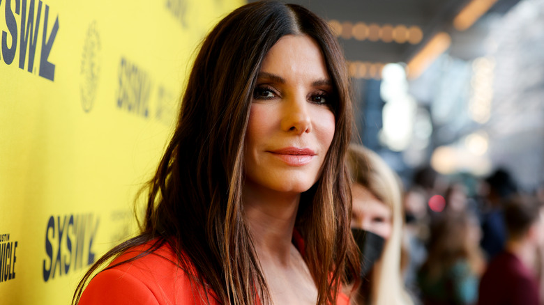 Sandra Bullock souriante