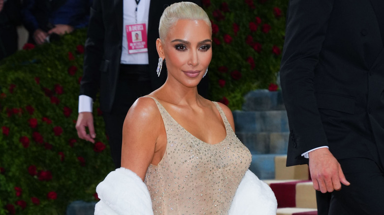 Kardashian assiste au gala du Met 2022