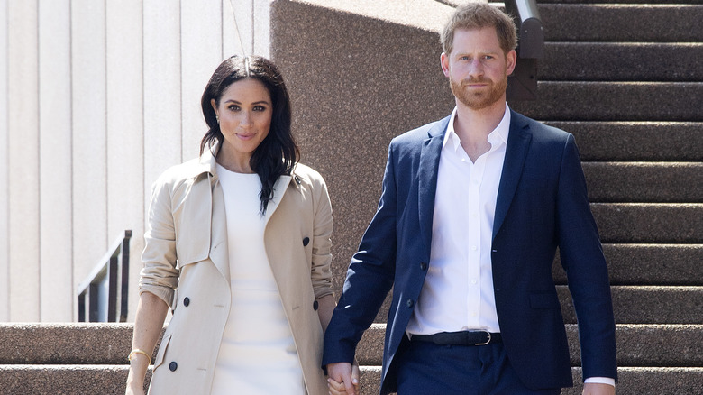 Prince Harry, Meghan Markle main dans la main