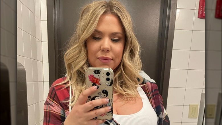 Selfie de réflexion miroir Kailyn Lowry